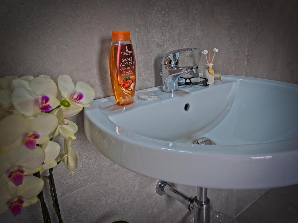 דירות ורונה Afrodite Loft Psiche מראה חיצוני תמונה